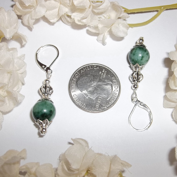 Green & Silver Beaded Earrings Pair Handmade 4838 - Picture 8 of 8